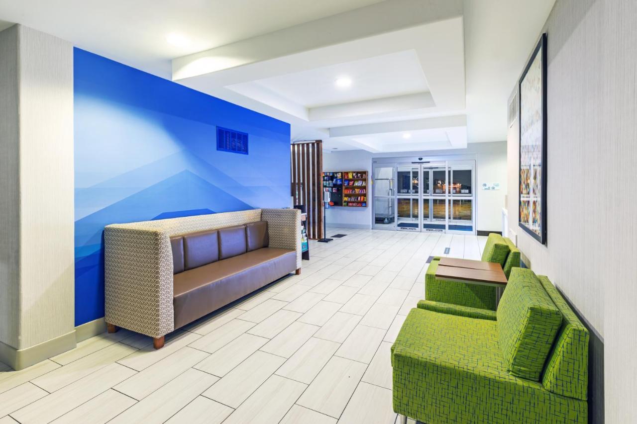 Holiday Inn Express & Suites Lafayette South By Ihg Екстериор снимка