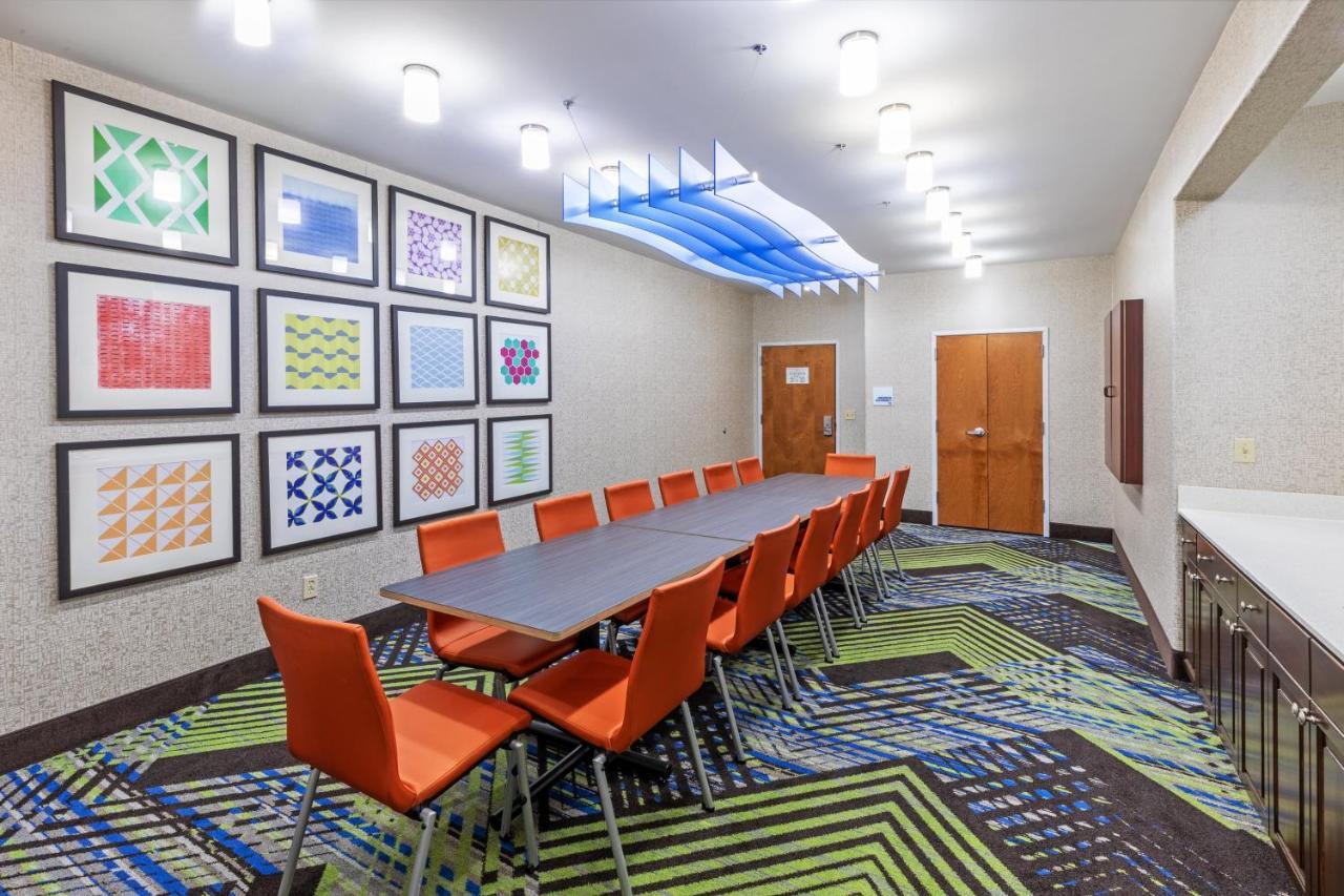 Holiday Inn Express & Suites Lafayette South By Ihg Екстериор снимка