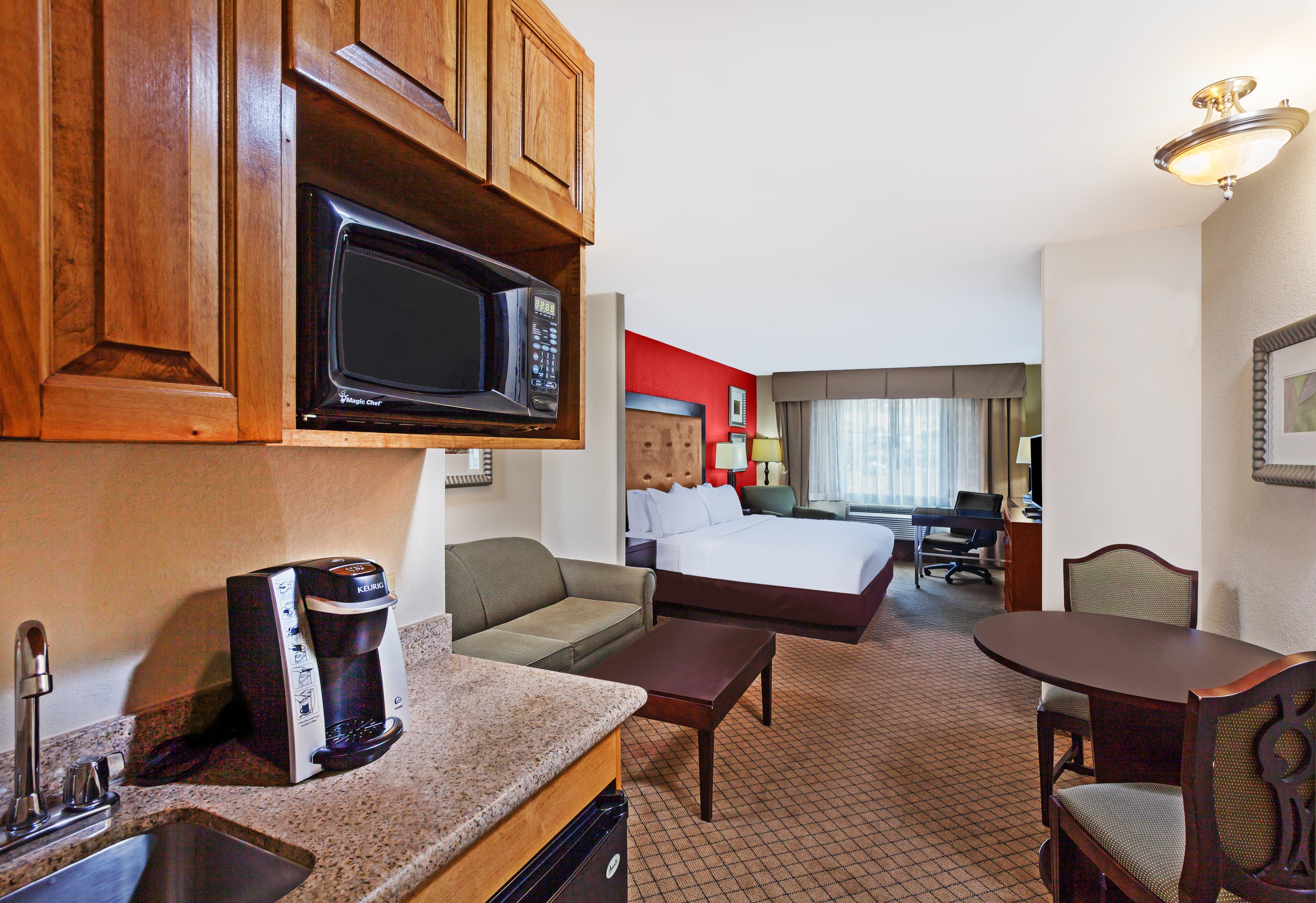 Holiday Inn Express & Suites Lafayette South By Ihg Екстериор снимка