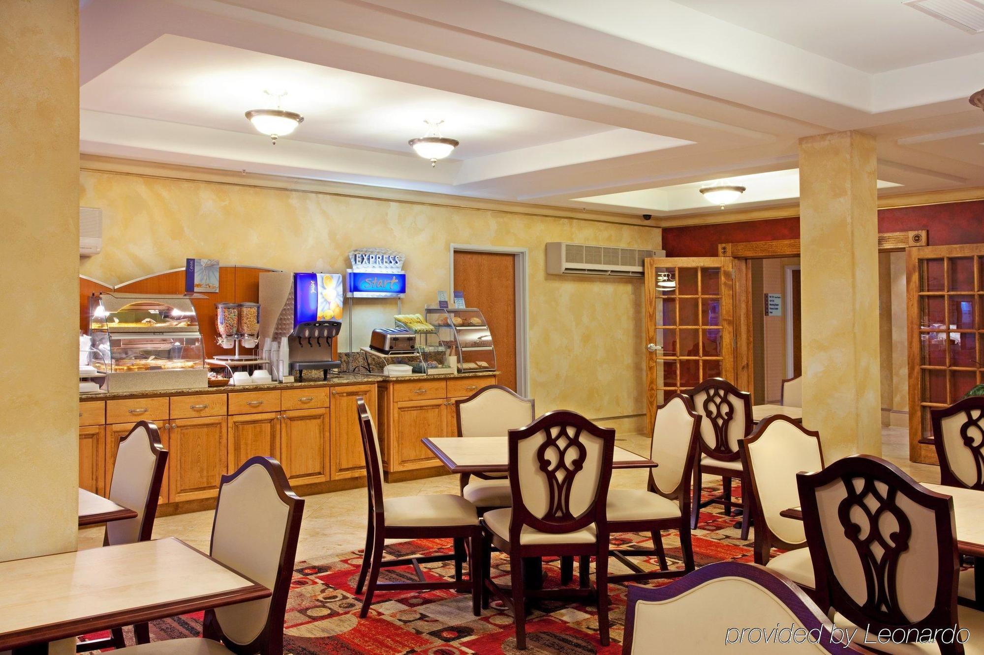 Holiday Inn Express & Suites Lafayette South By Ihg Ресторант снимка