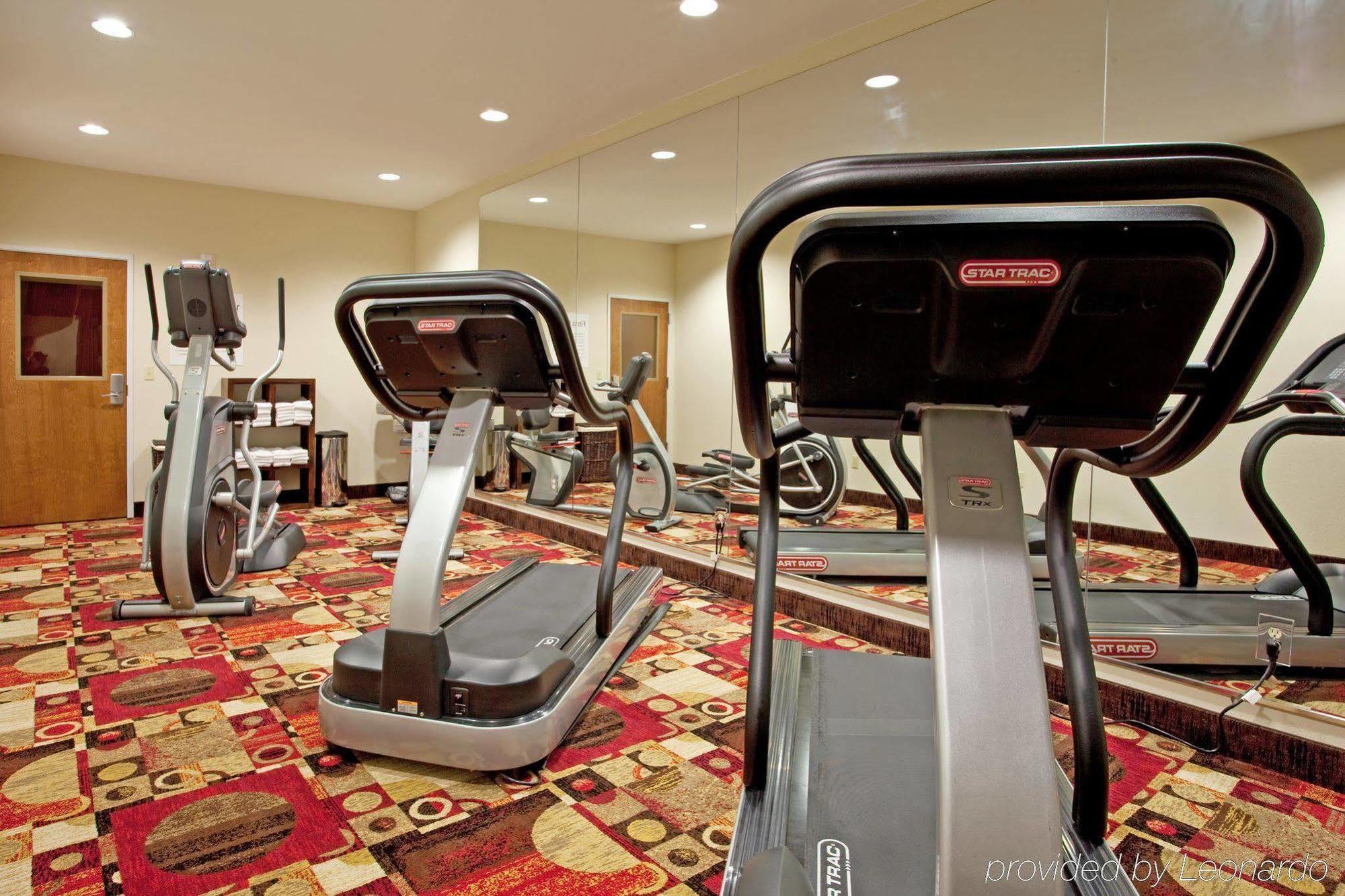 Holiday Inn Express & Suites Lafayette South By Ihg Съоръжения снимка
