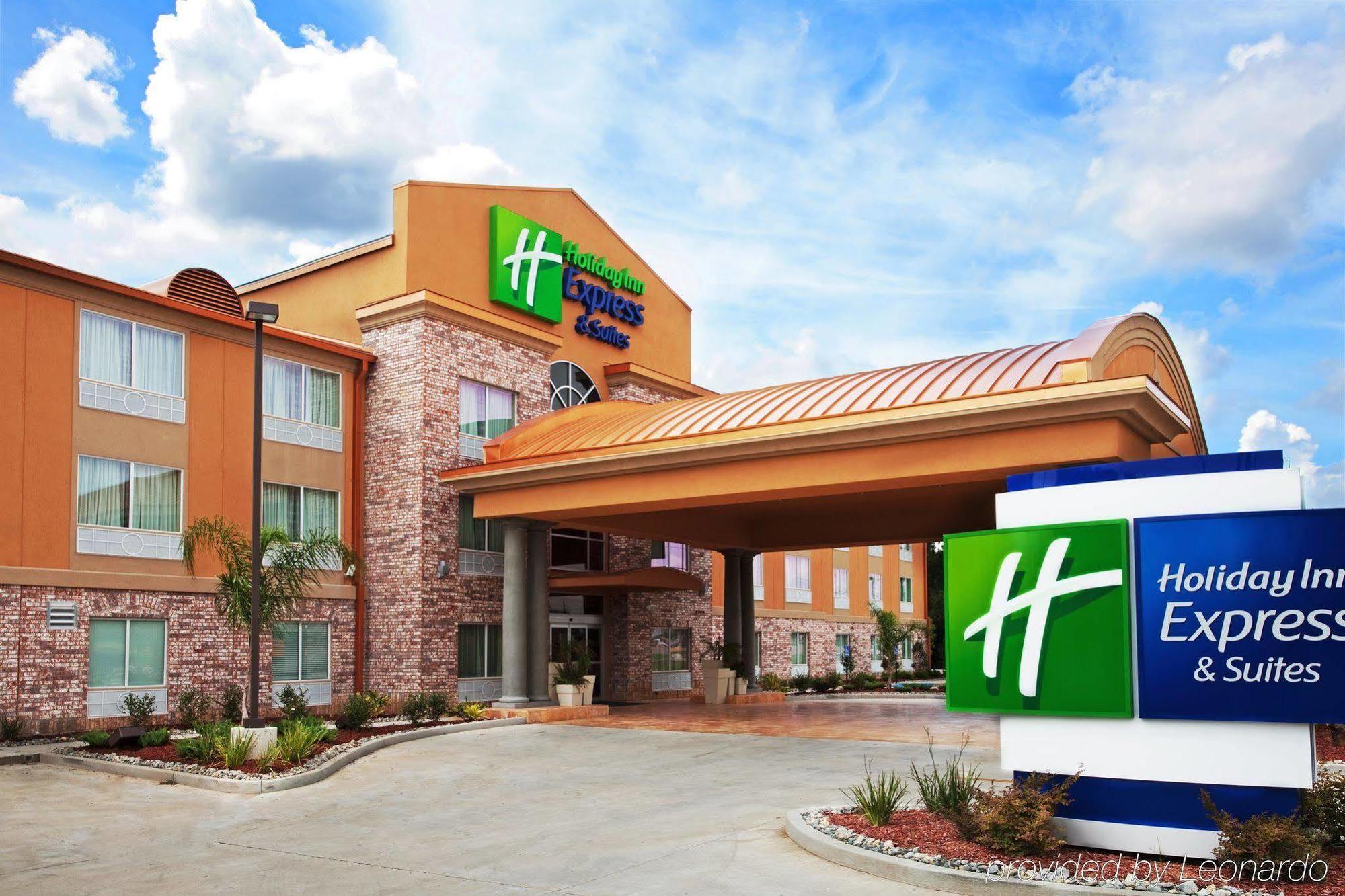 Holiday Inn Express & Suites Lafayette South By Ihg Екстериор снимка