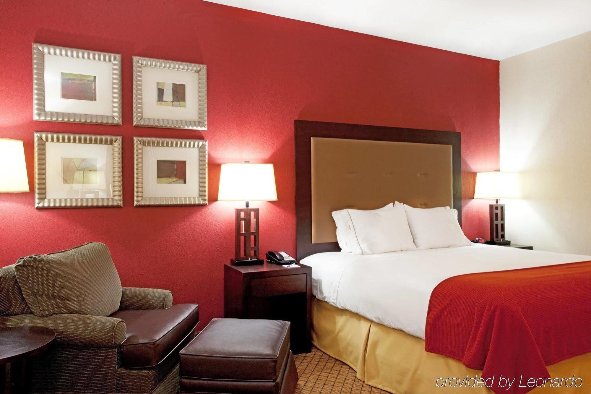 Holiday Inn Express & Suites Lafayette South By Ihg Екстериор снимка
